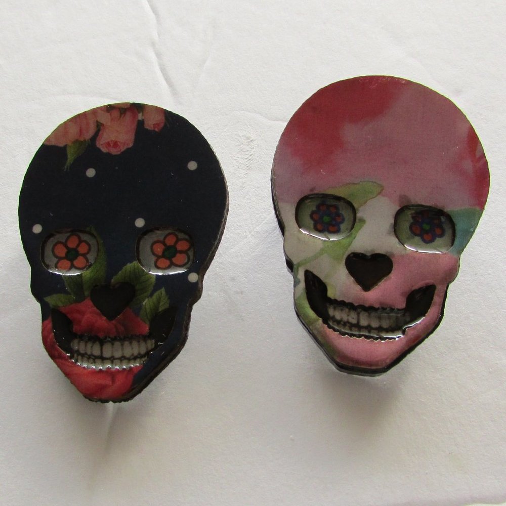 Two Bombesque Skeleton Pins SZ 2"